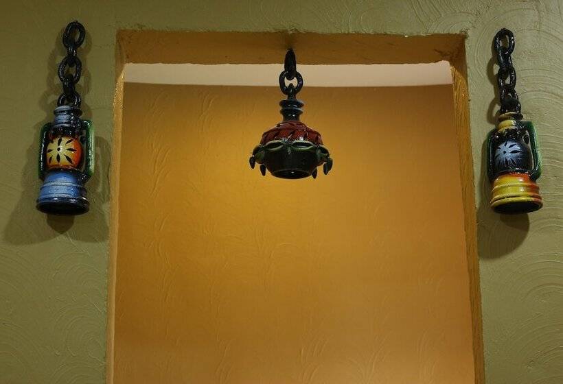 فندق Natraj & Resort