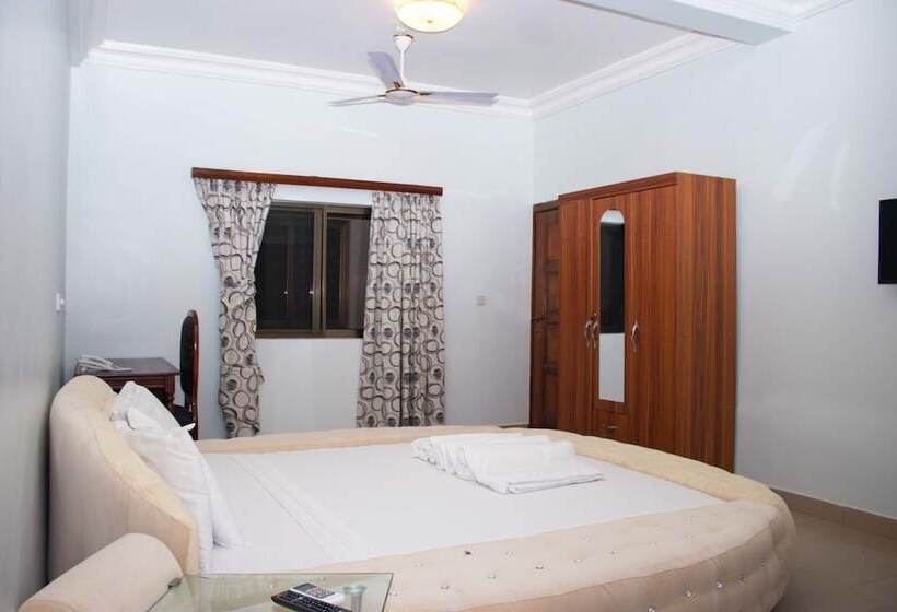 فندق Odjidja Royal Palace