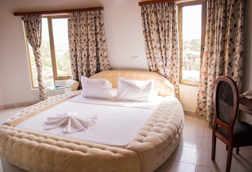 فندق Odjidja Royal Palace