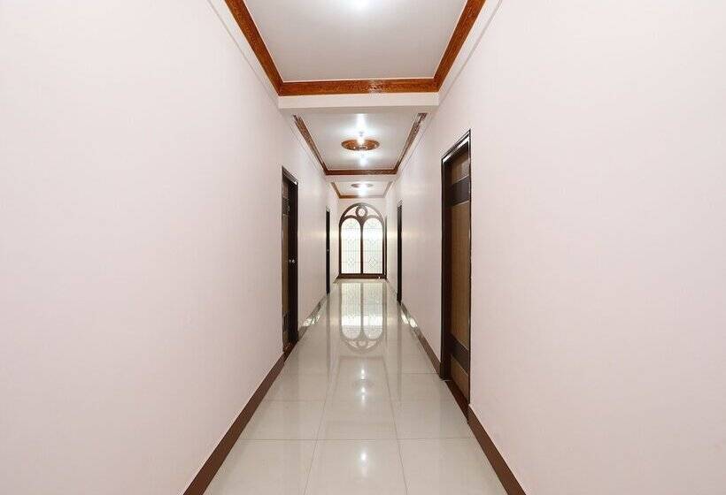 酒店 Oyo 27782 Hosamane Lodge