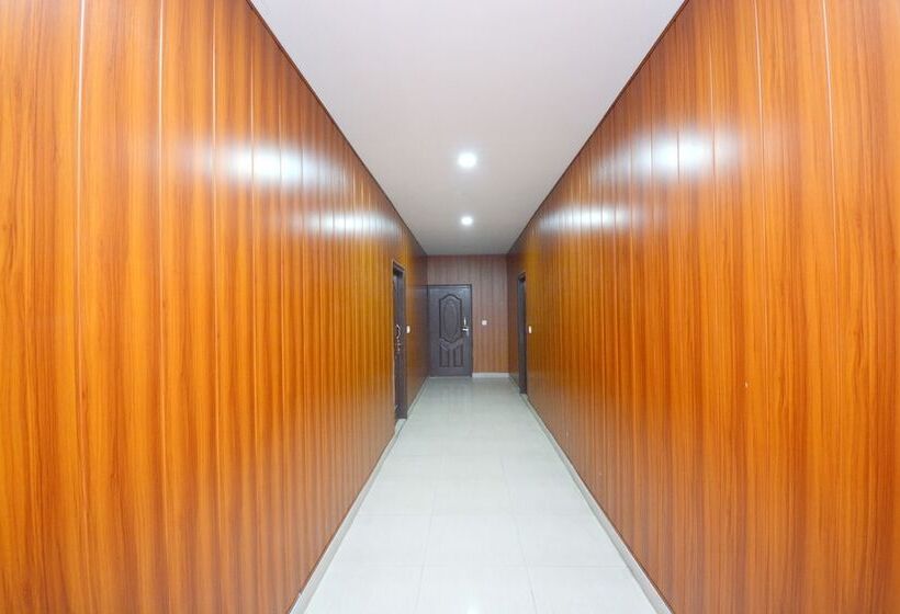 호텔 Palace Plaza By Oyo Rooms