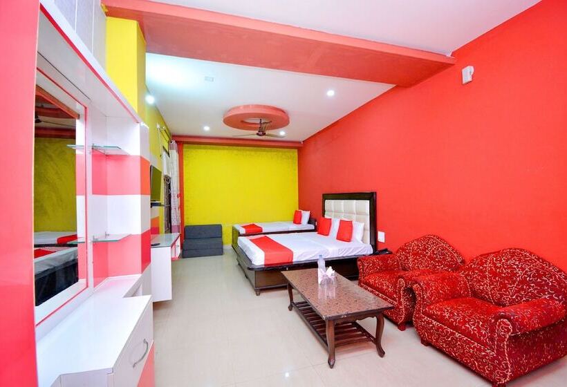 호텔 Palace Plaza By Oyo Rooms