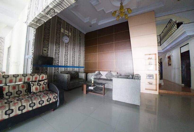 فندق Reddoorz Syariah Near Rsud Ainun Habibie Gorontalo