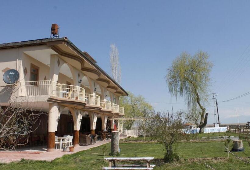 هتل Sultan Pansion Bird Paradise