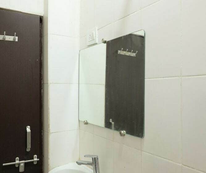 בית מלון כפרי Sunrise N Resorts By Oyo Rooms