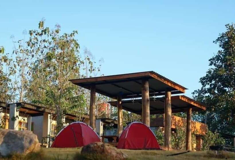 هتل The Nanda Resort