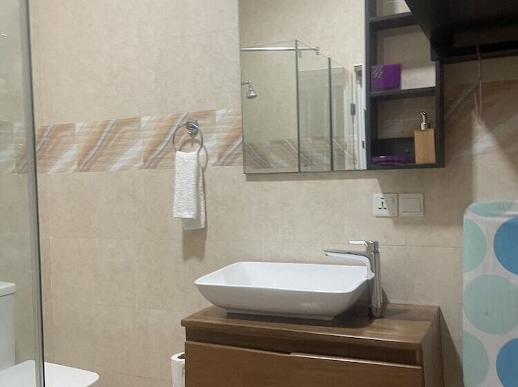 بنسيون Accruase Paradise