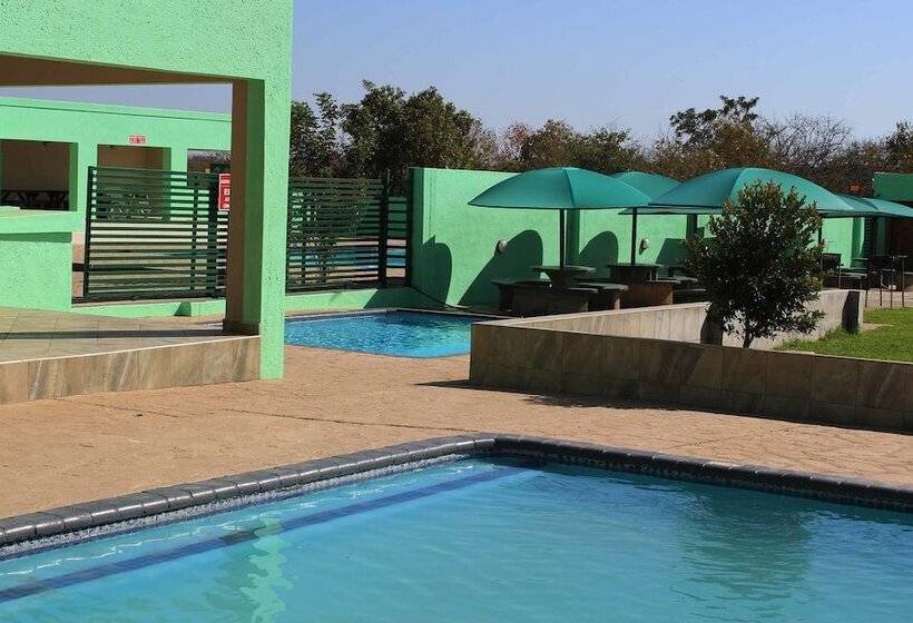 פנסיון Mashamba Country House