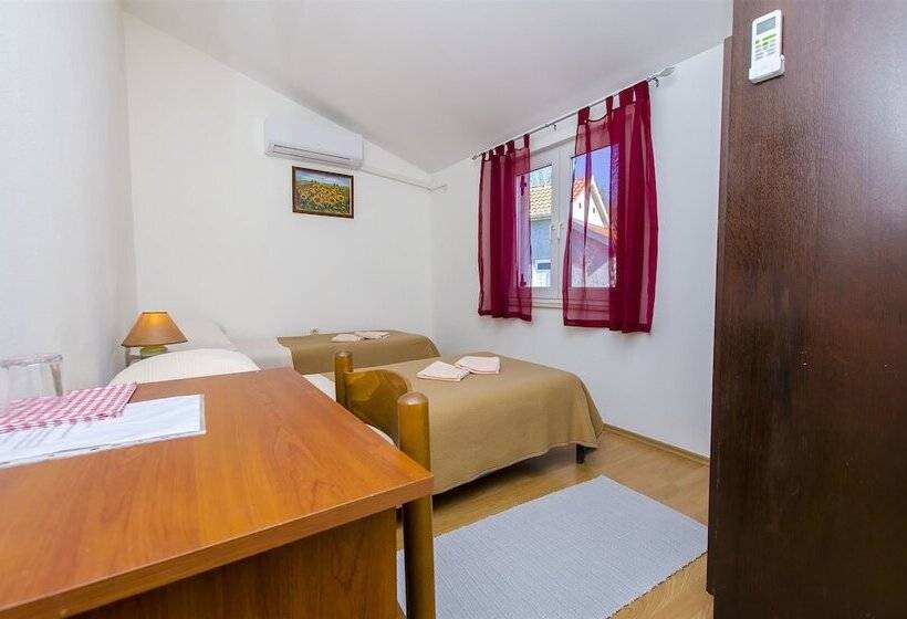 بنسيون Rooms Marijana