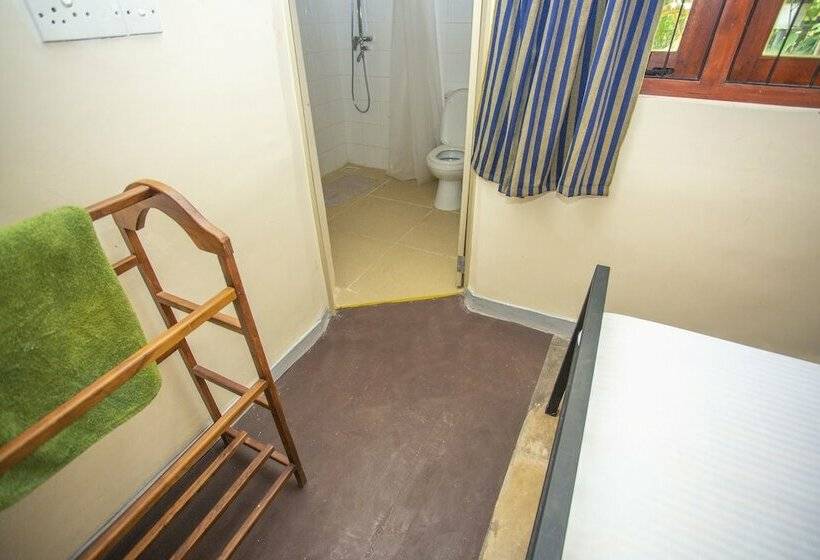 ペンション The Hilltop Eco Homestay