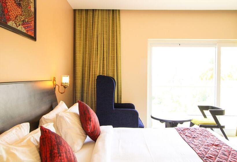 منتجع White Pearl Residency