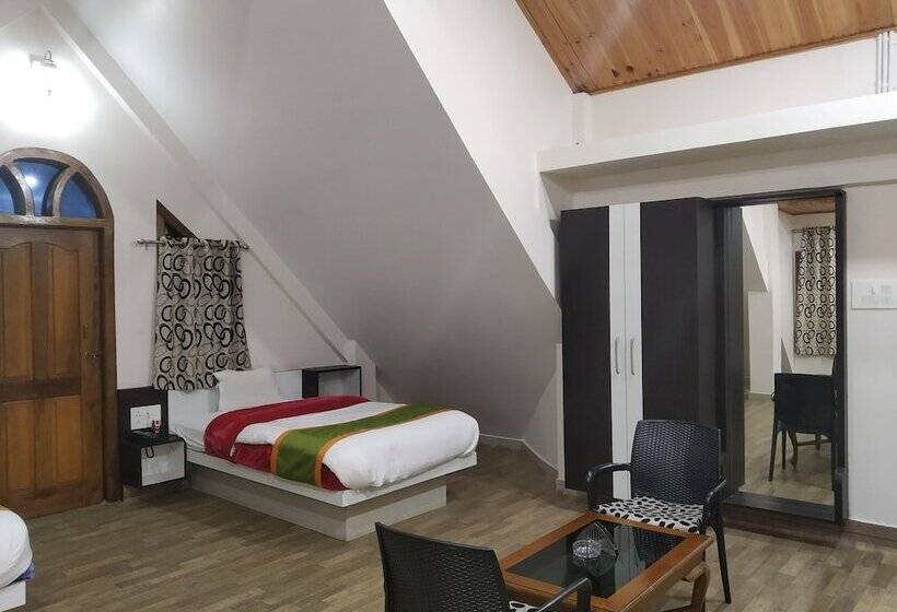 리조트 Ziro Palace Inn