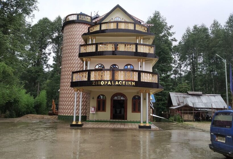리조트 Ziro Palace Inn