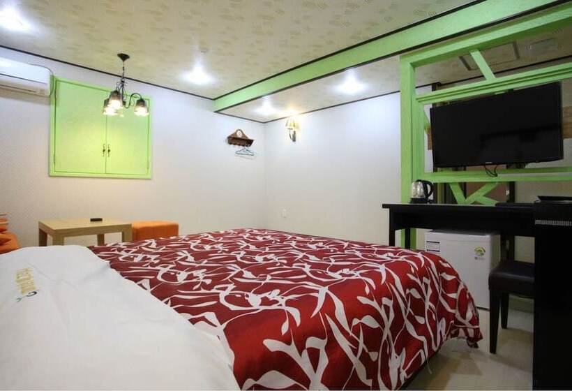 Yegrina Motel