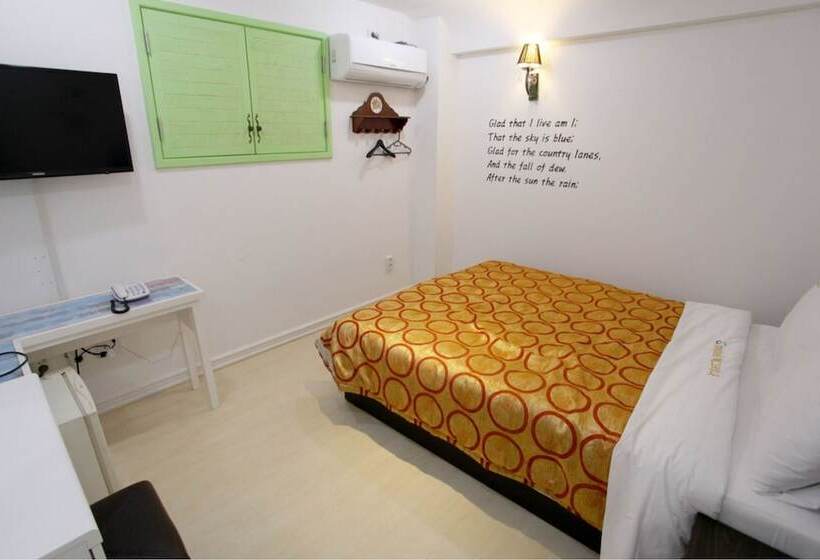 Yegrina Motel