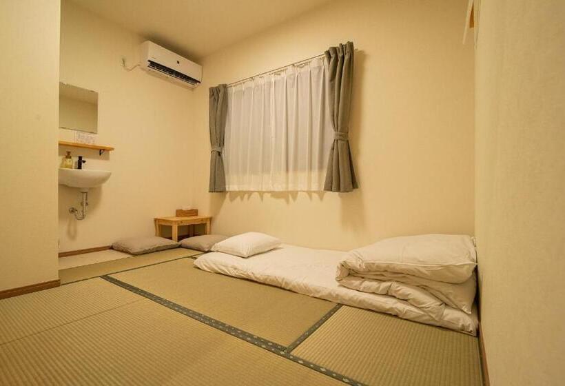 هاستل Bed N Chill Shippoya 七宝屋