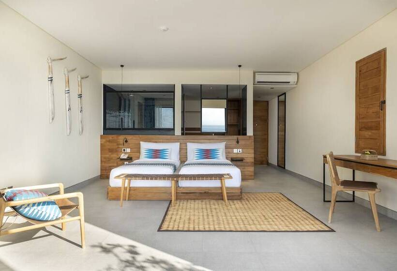 فندق Adiwana Warnakali Resort