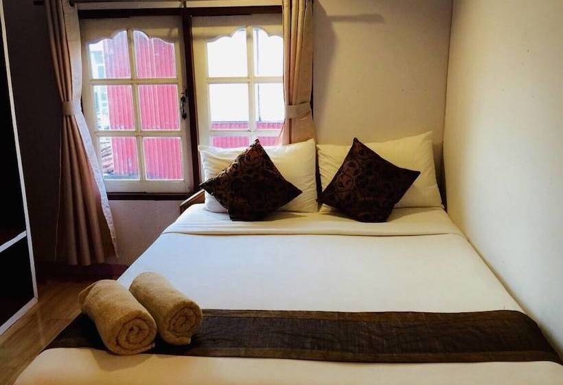 ホテル Jamesbond Bungalow Koh Panyee