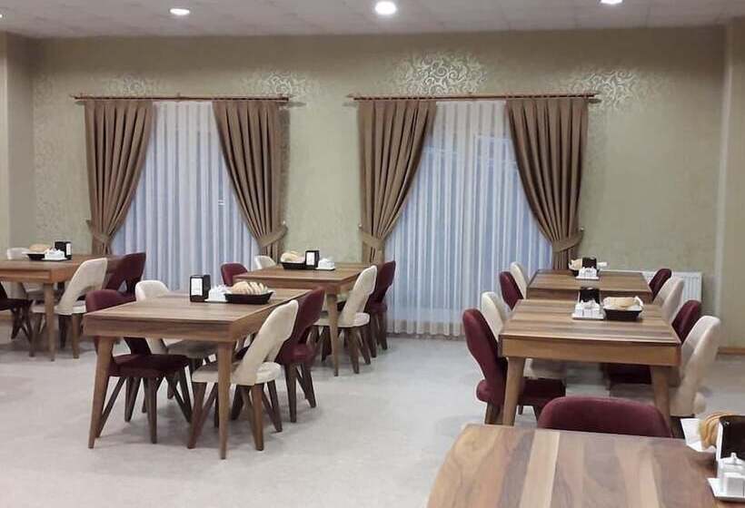 Monopetra Otel
