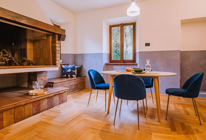 بنسيون Villa De Castelletta