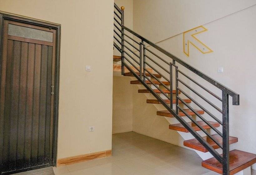הוסטל Spot On 2431 Tf Homestay