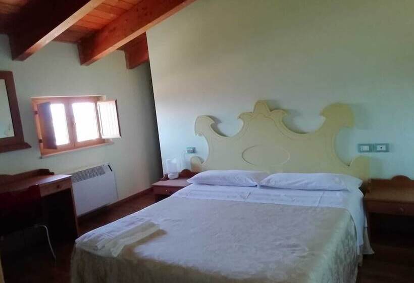 مبيت وإفطار Villa Tardioli Affittacamere