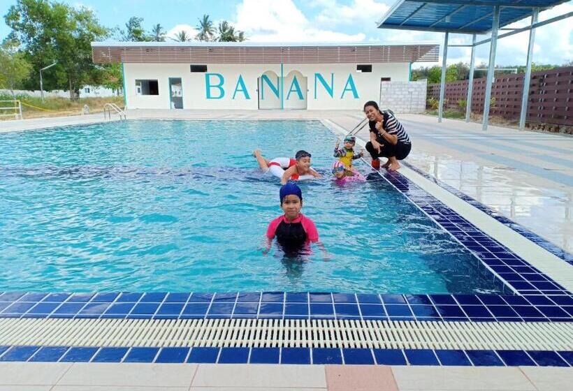هتل Banana Resort Sadao