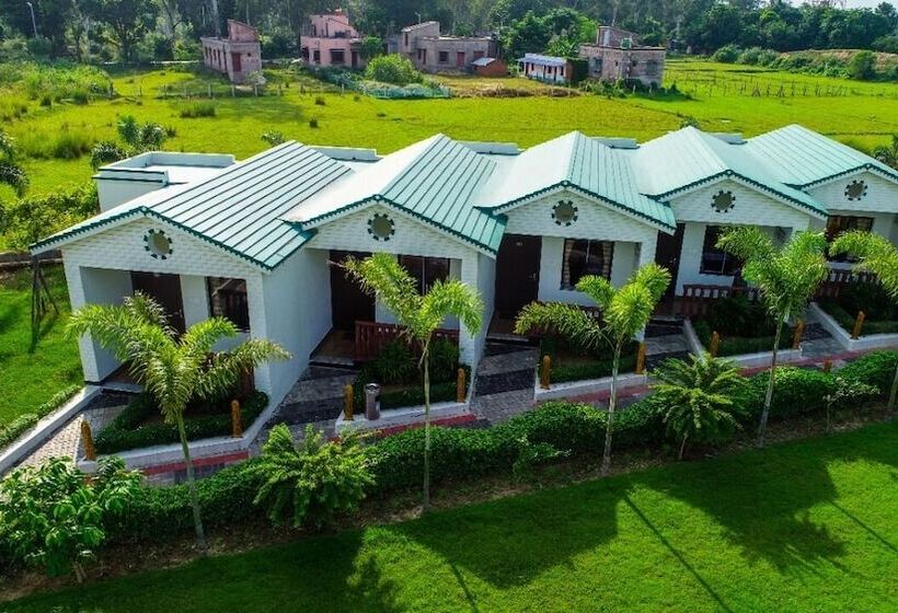 בית מלון כפרי Mohor Kutir Resort