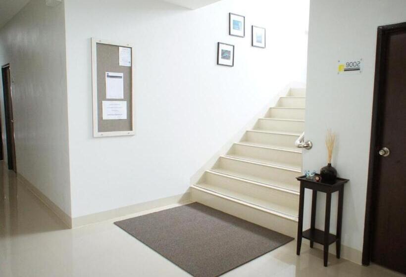 בית מלון כפרי Thanaphat Place