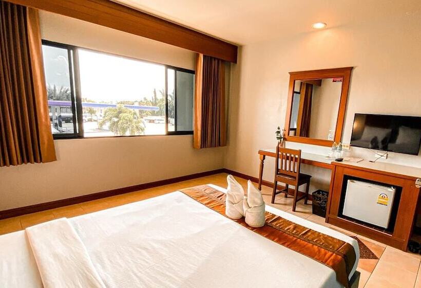 K2 Hotel @ Airport