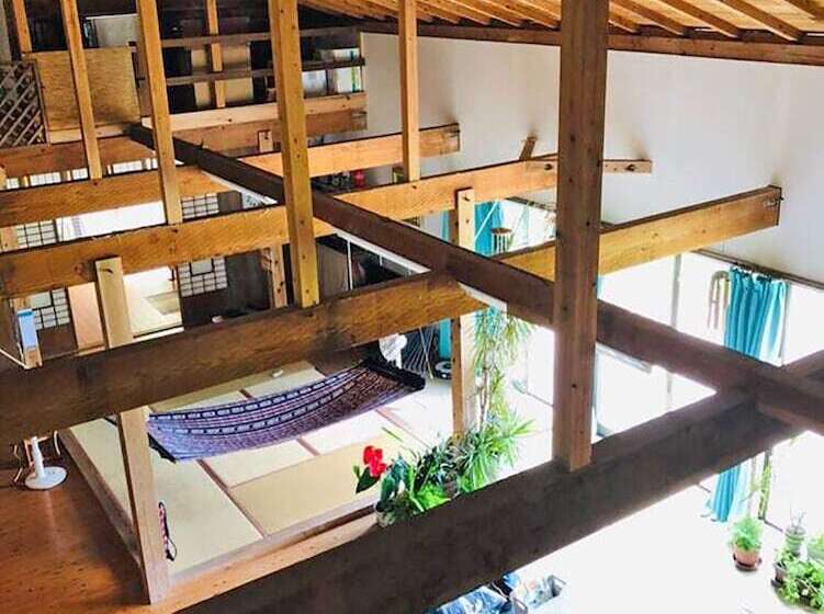 بنسيون Galaxy Guest House