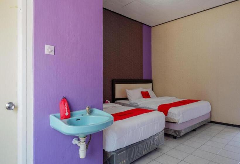 פנסיון Reddoorz Near Stasiun Kebumen