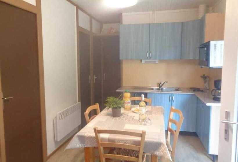 住所  Relais Du Salagou
