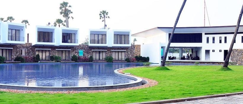 فندق Anora Beach Resort