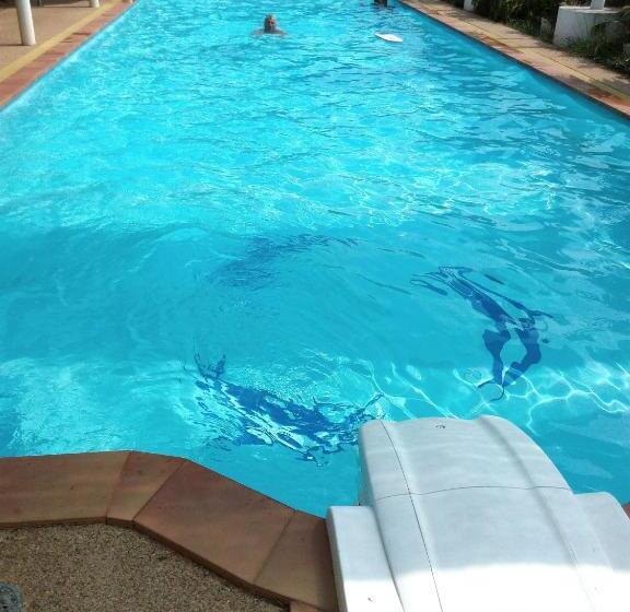 هتل Peace Pool Resort