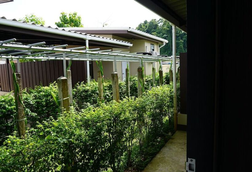 هتل Phumipat Resort Thungsong