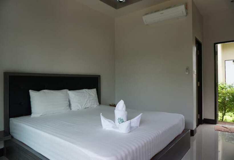 هتل Phumipat Resort Thungsong