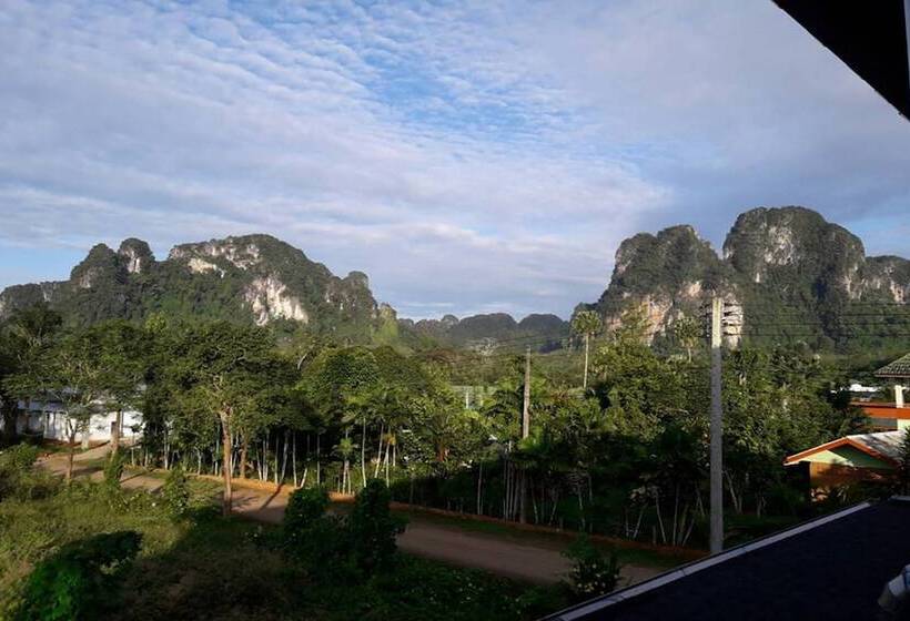 Otel Ruenchan Resort At Khao Phanom