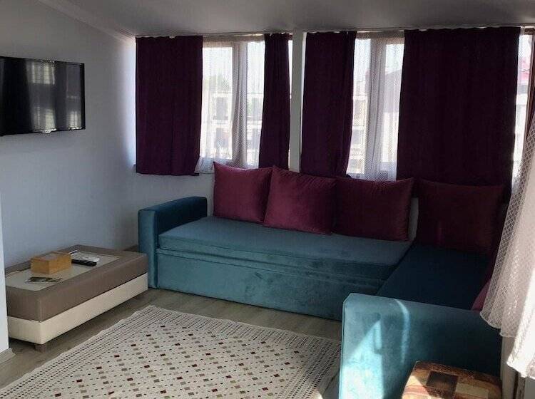 هتل Senturkler Suite