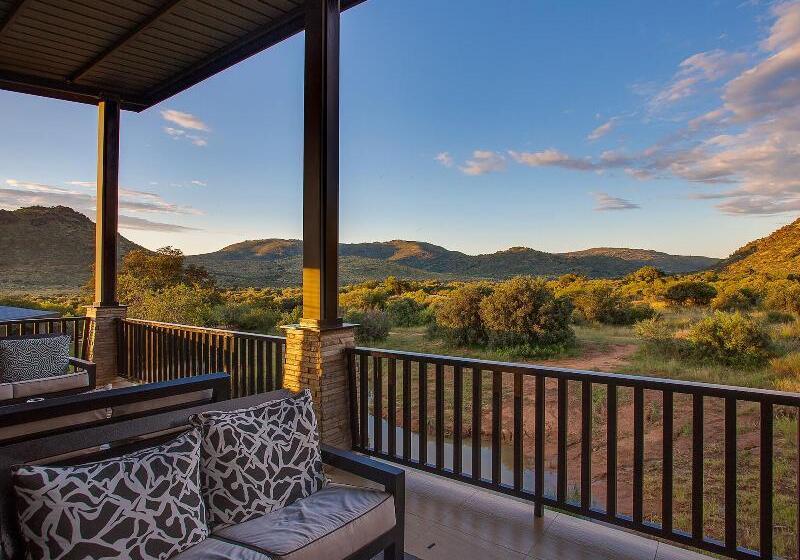 ホテル Shepherds Tree Game Reserve