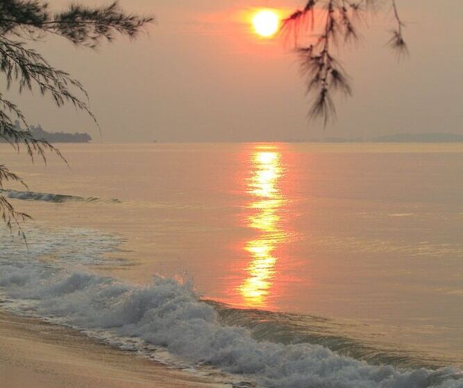 هتل The Princess Beach Resort