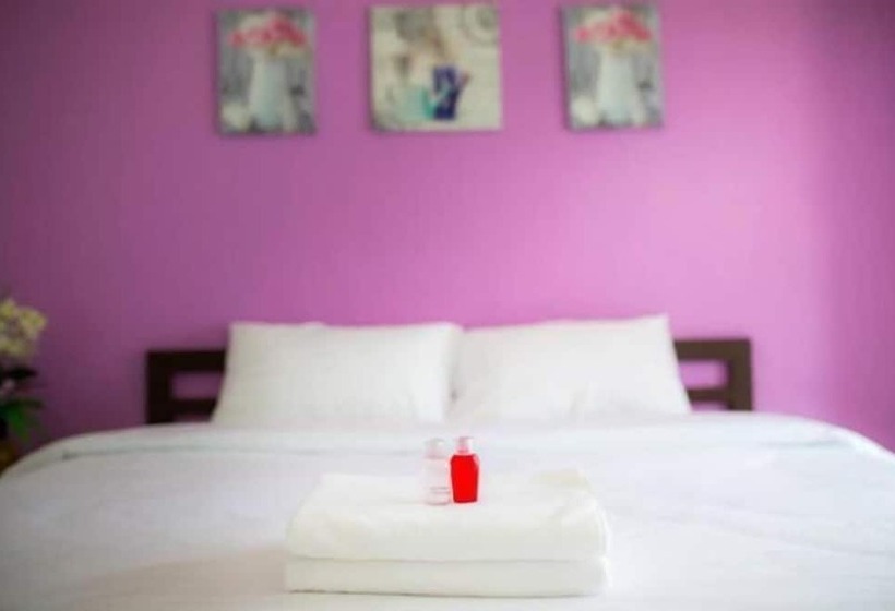هتل The Resort Kabinburi
