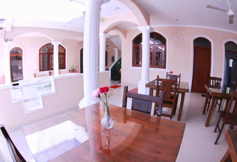 펜션 Angel Inn Guest House