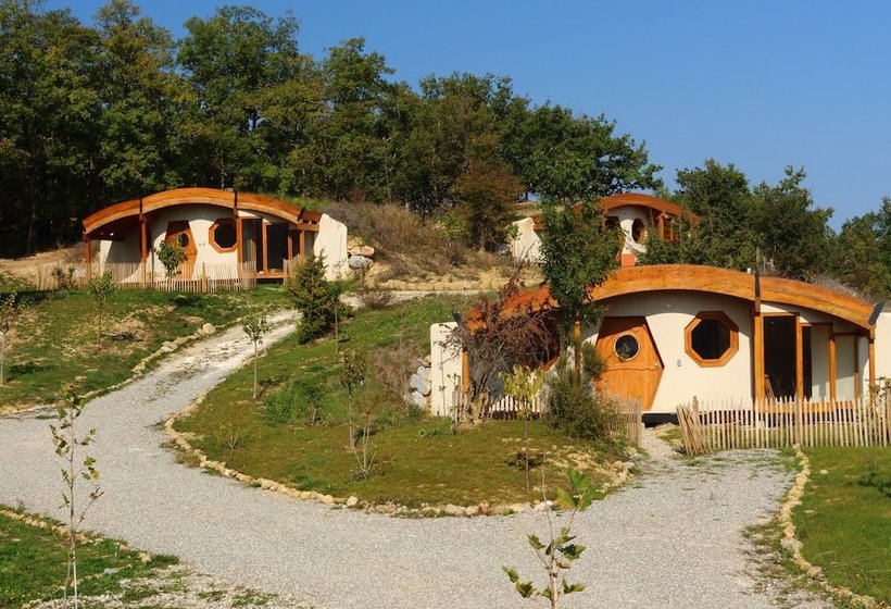 بنسيون Fount De Cousteno