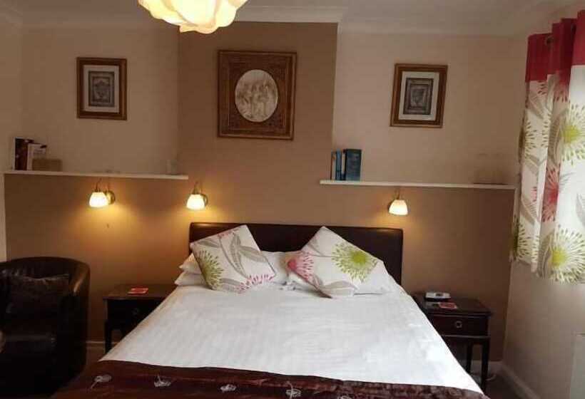 ペンション Penryn Guest House