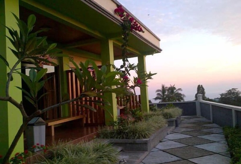 بنسيون Senaru Lodge