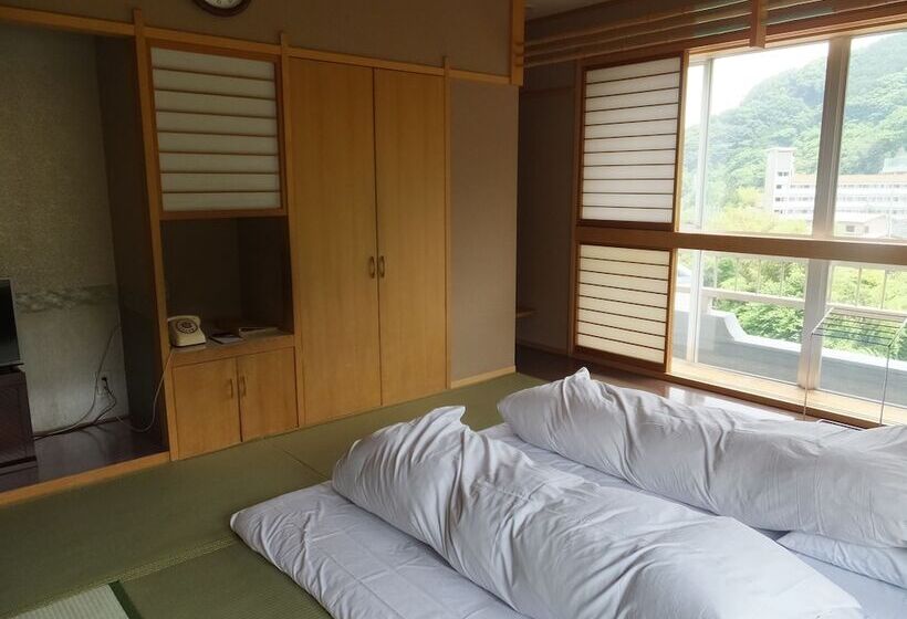 旅館 Itoen Hotel Shikisai