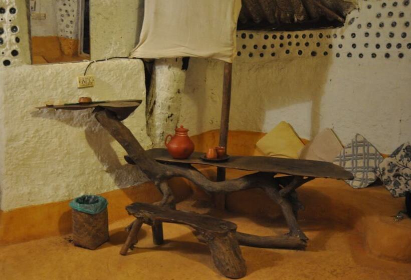 Saraya Art Cafe B&b