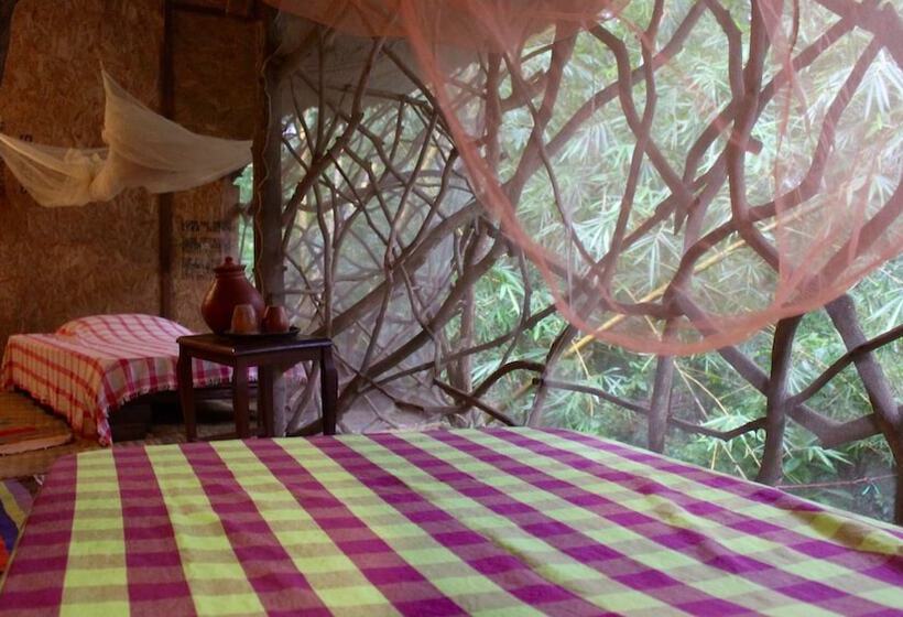 Saraya Art Cafe B&b