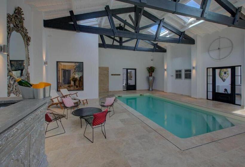مبيت وإفطار Chateau Du Palanquey & Spa